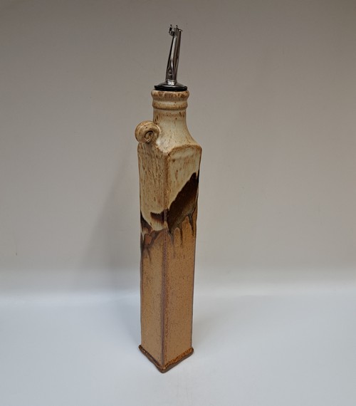 Click to view detail for #251246 Oil Cruet Ivory & Brown $24.50